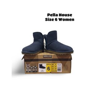 Shearling NEW Kirkland Signature Short Women Sheepskin Navy Marine Boots Size 6